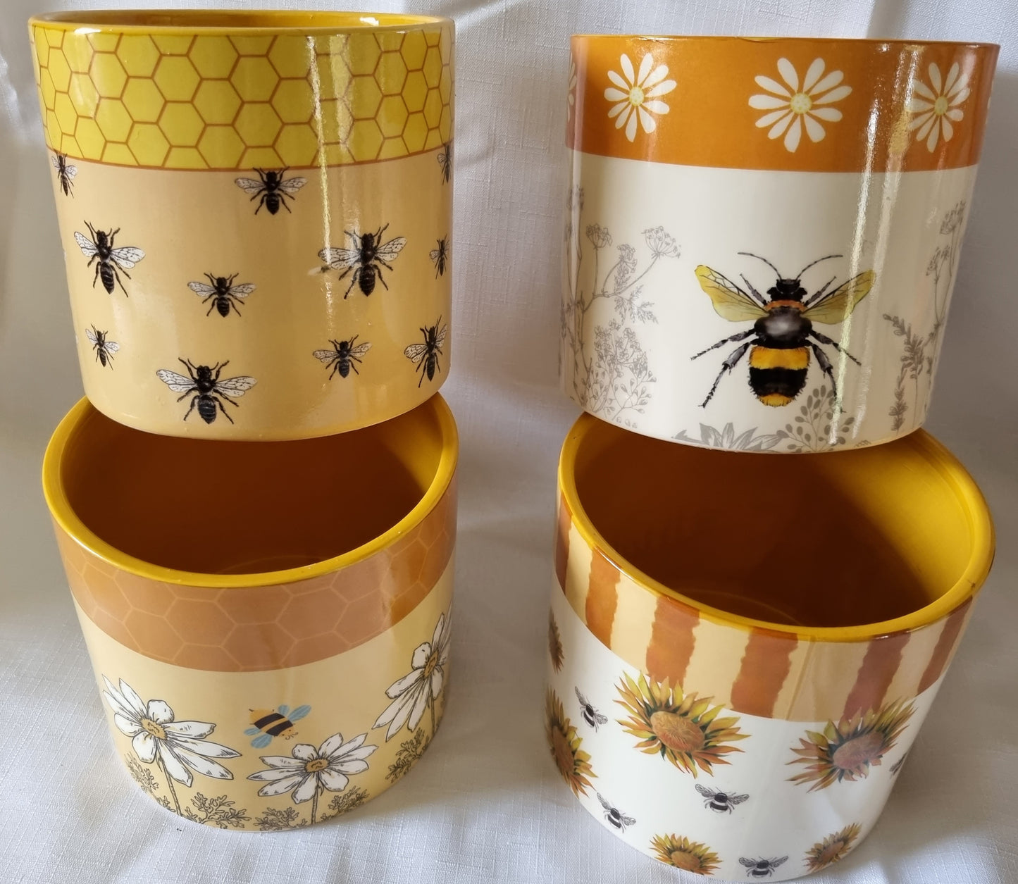 Floral Bee Pot